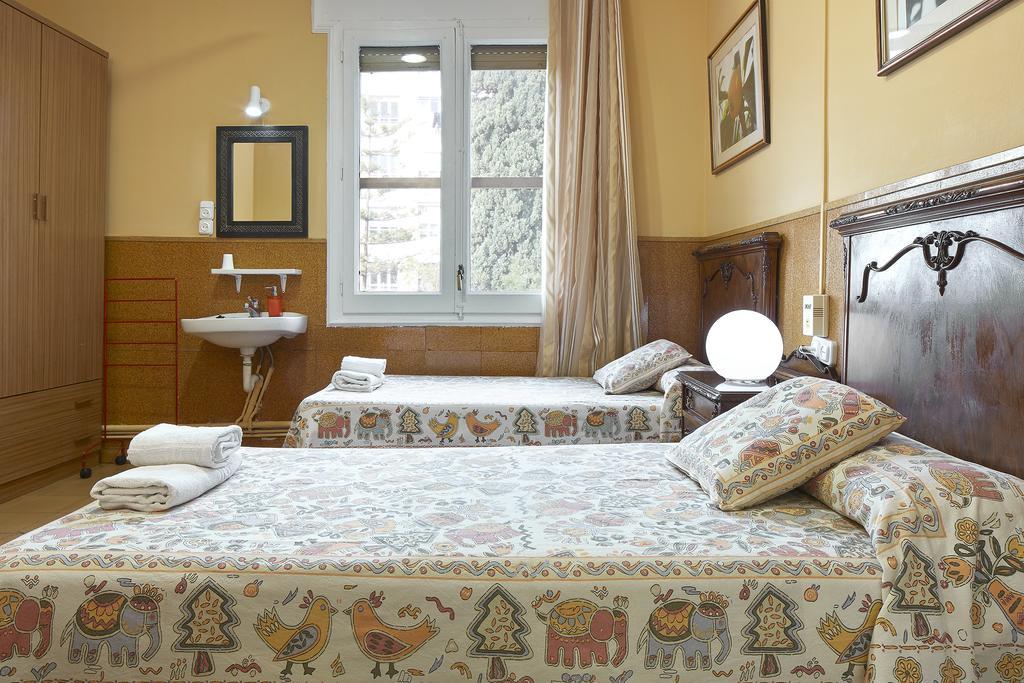 Hostal Valls Барселона Екстер'єр фото