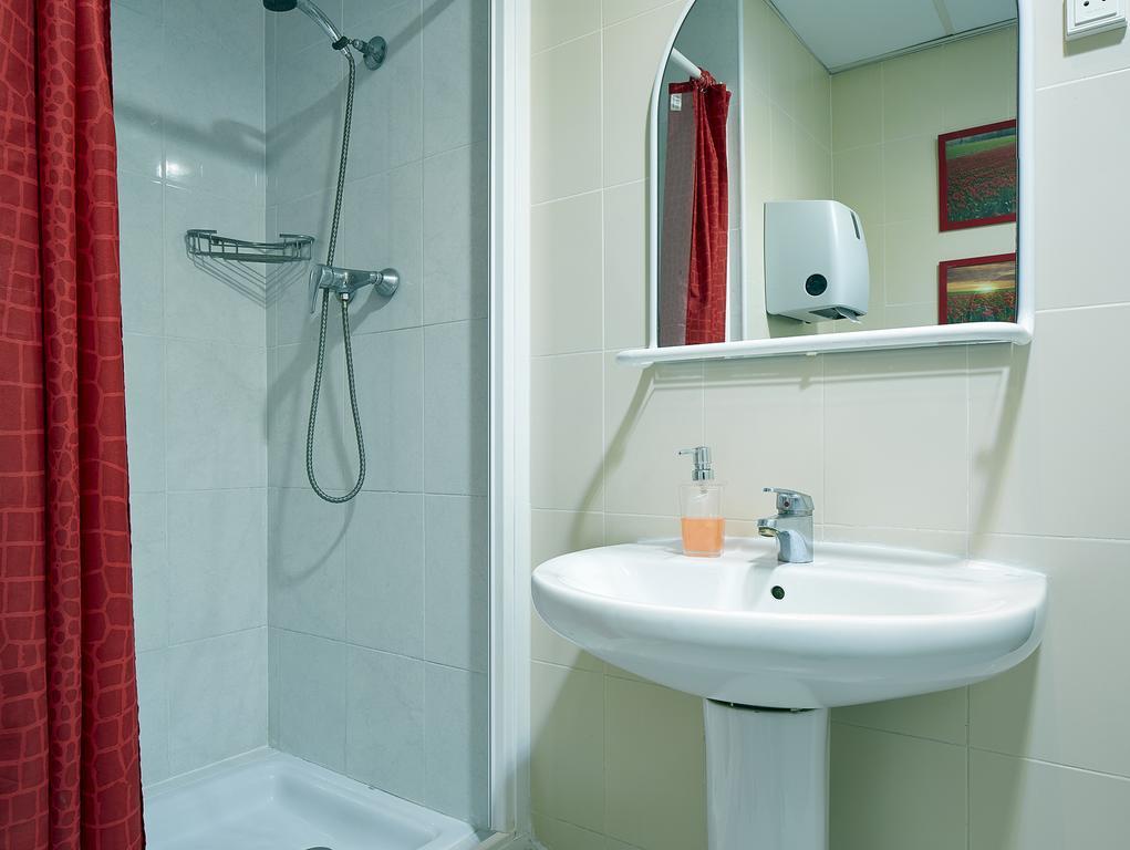 Hostal Valls Барселона Екстер'єр фото